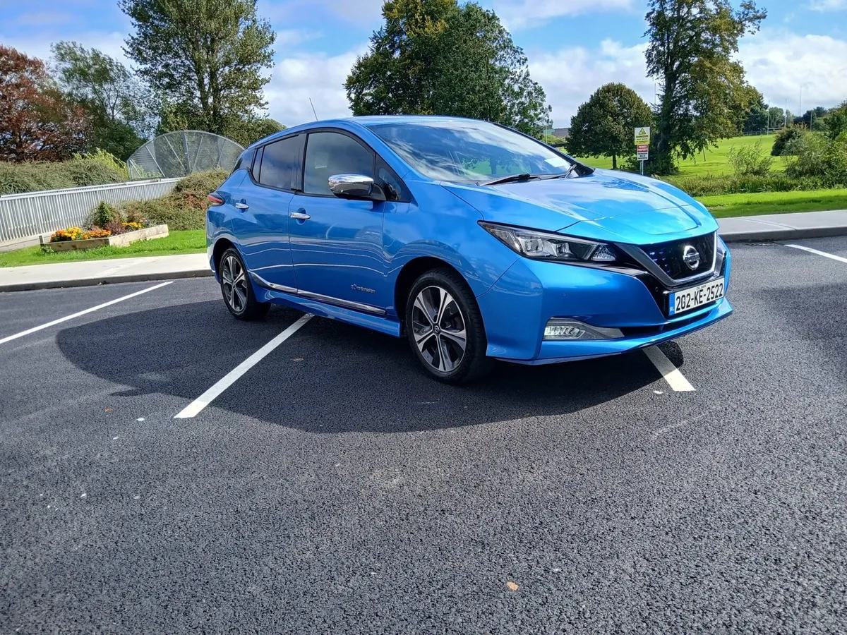 62 kWh LEAF, New Battery, highest Spec Tekna - Image 2