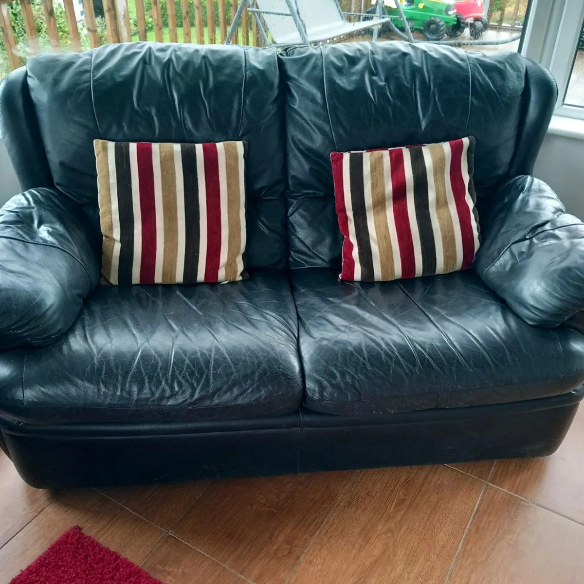 Leather couch - Image 1