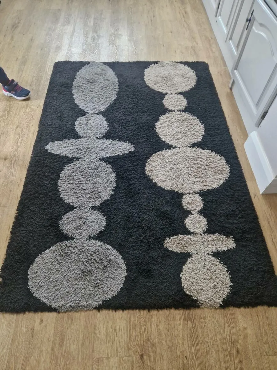 Rug - Image 2