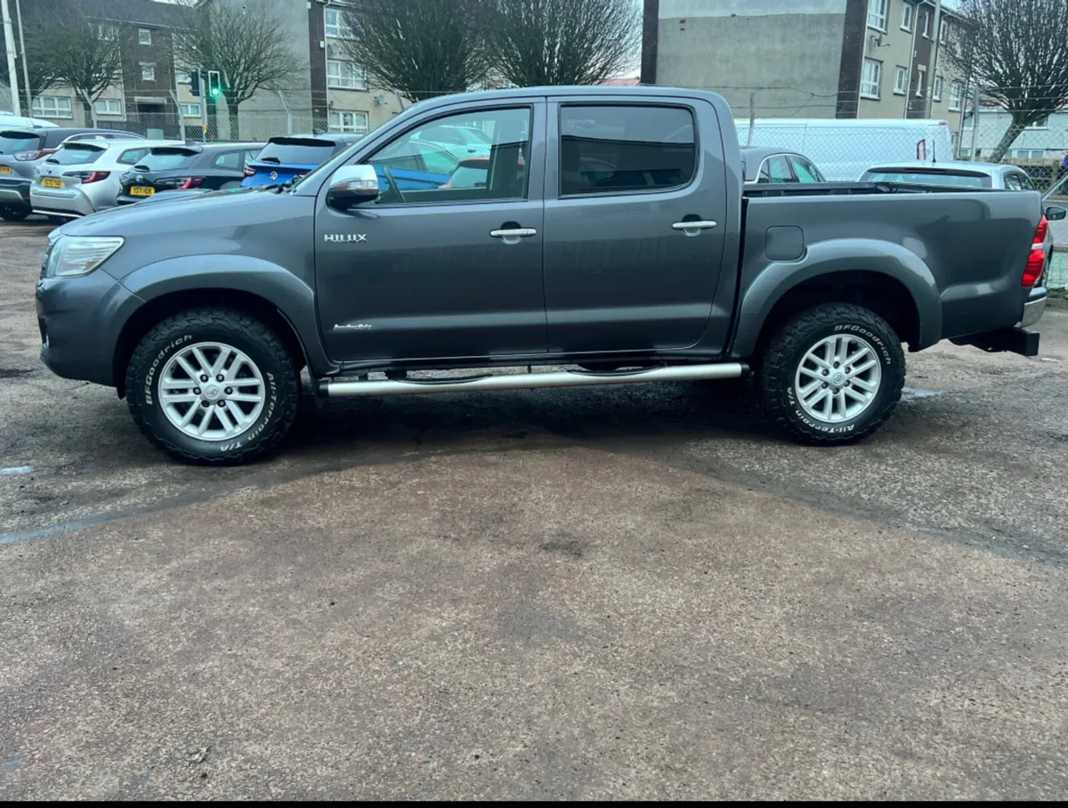 Toyota Hilux 2015 - Image 4