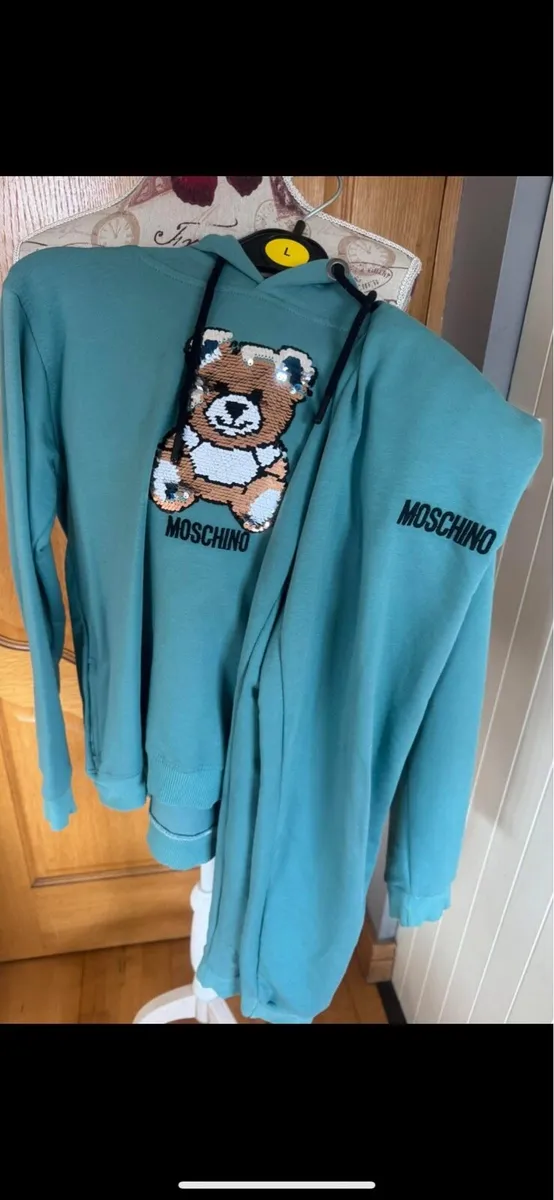 Kids tracksuit