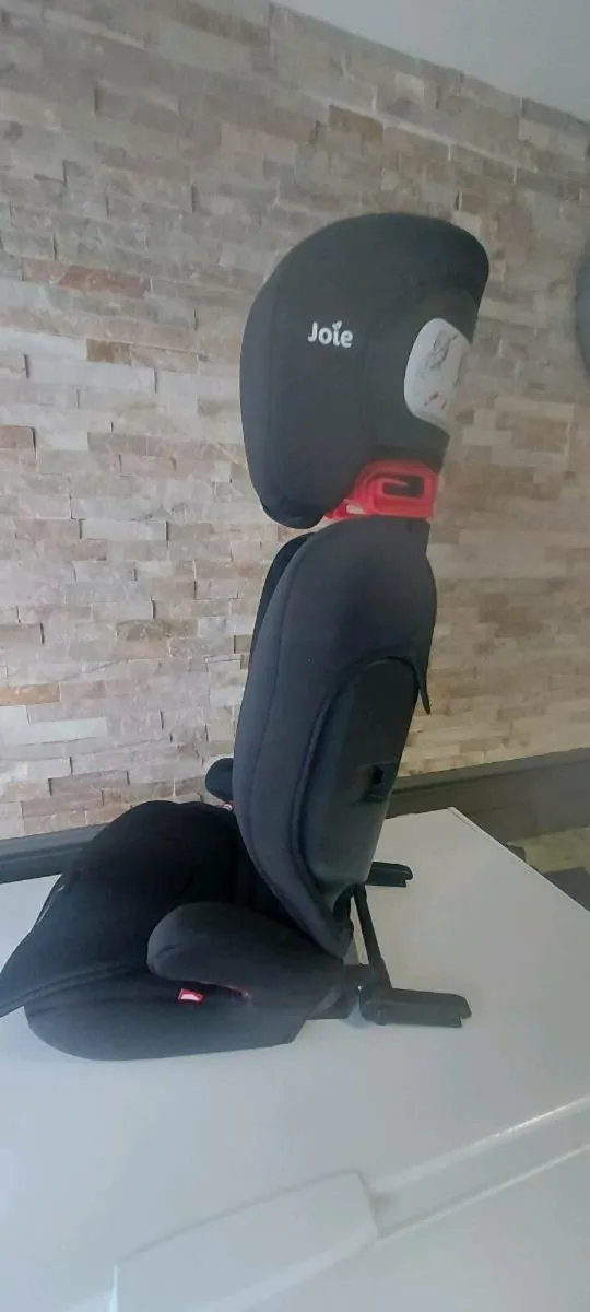 Joie Car Seat - Image 4