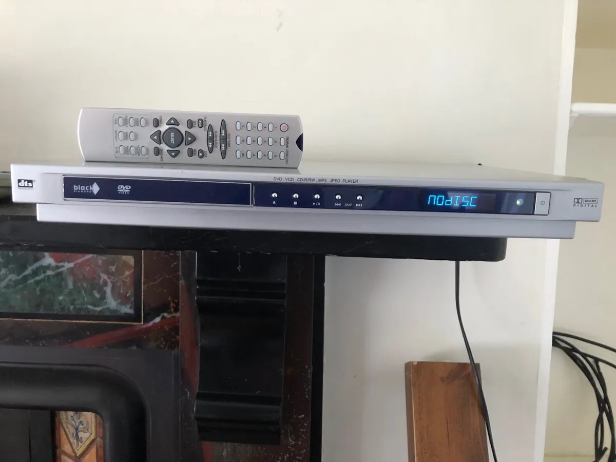 DVD Player (Black Diamond)
