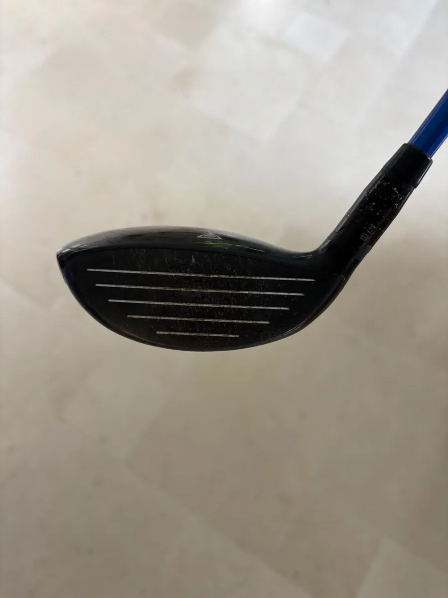 Titleist 915F 3 Wood - Image 1