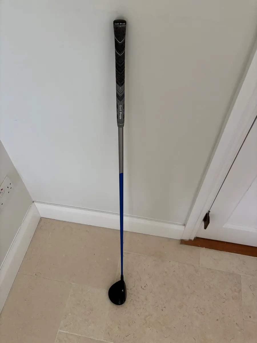 Titleist 915F 3 Wood - Image 4