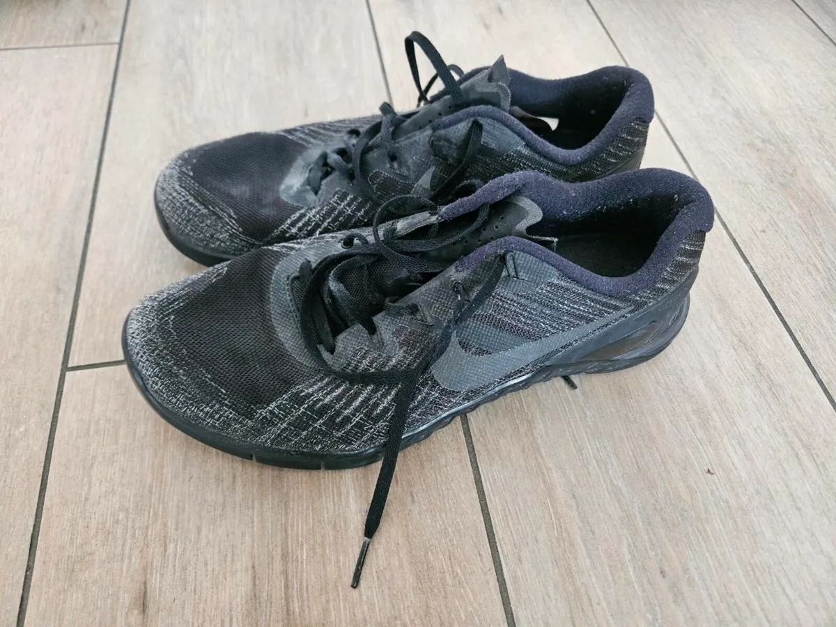 NIKE MERCONS - Image 1