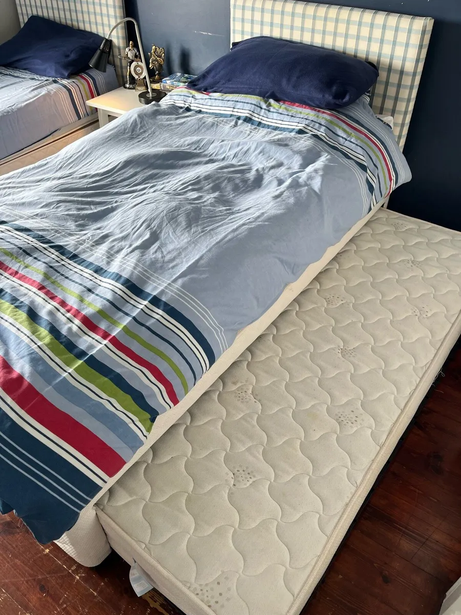 2 single trundle beds - Image 3