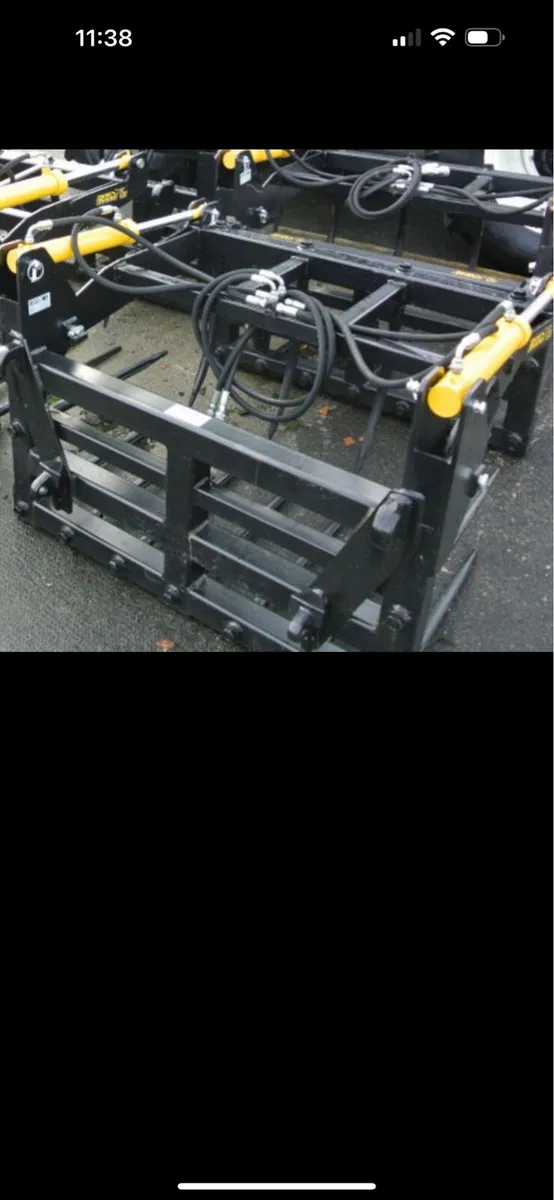 Tractor for hire / rent - Image 3