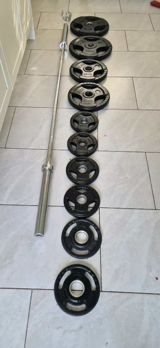 Large Olympic tri grip weight lifting set - Image 1