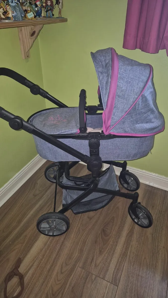 Dolls buggy