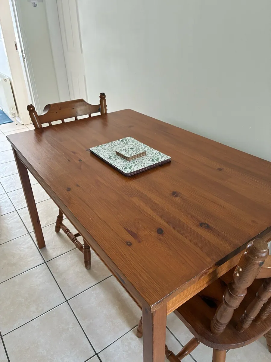 Kitchen Table and 2  Chairs - Image 4