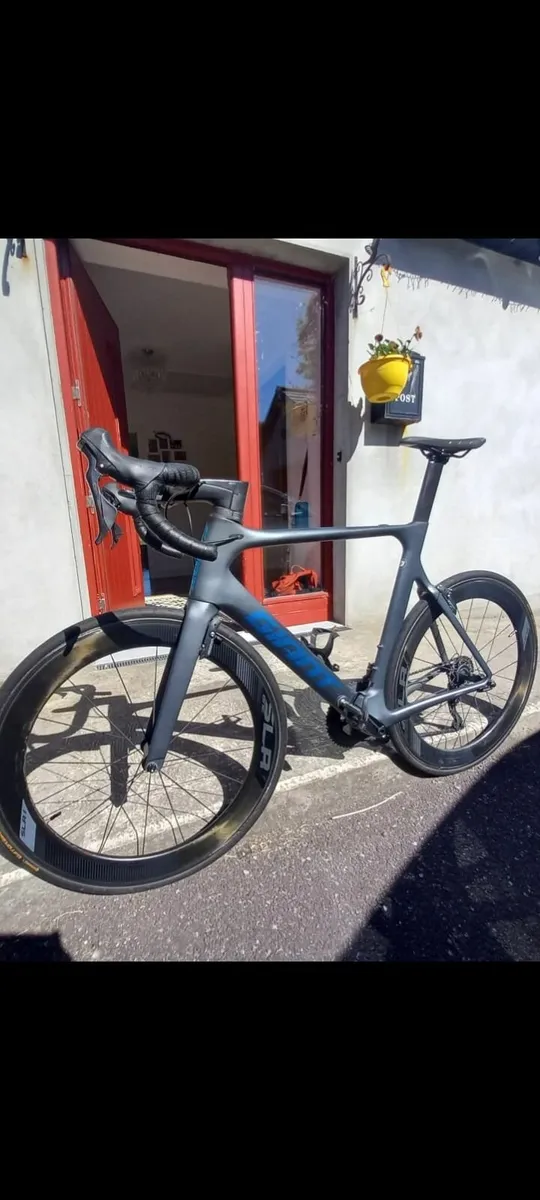 Giant Propel Pro 1 - Size L - 70 mm rims - Image 1