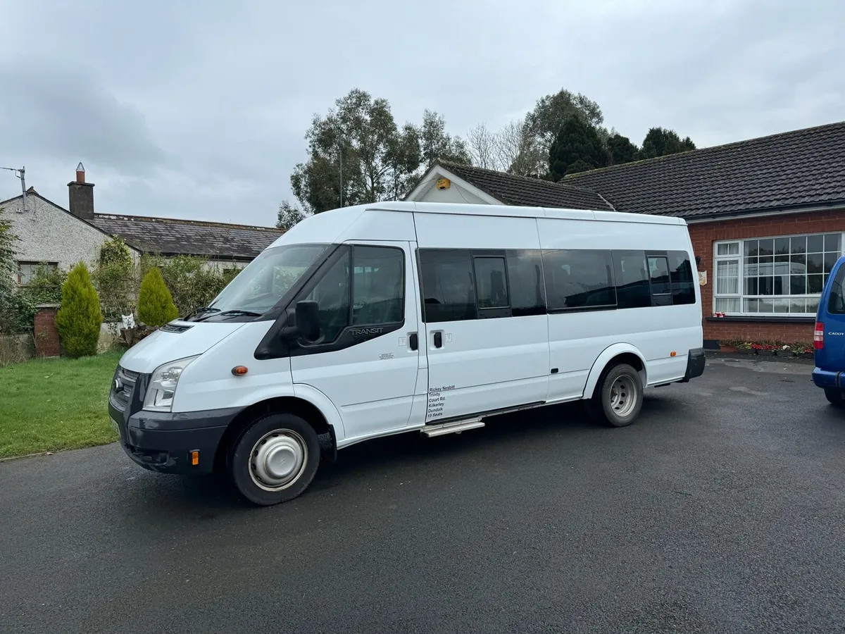 Ford Transit Minibus Wheelchair Accessible - Image 3