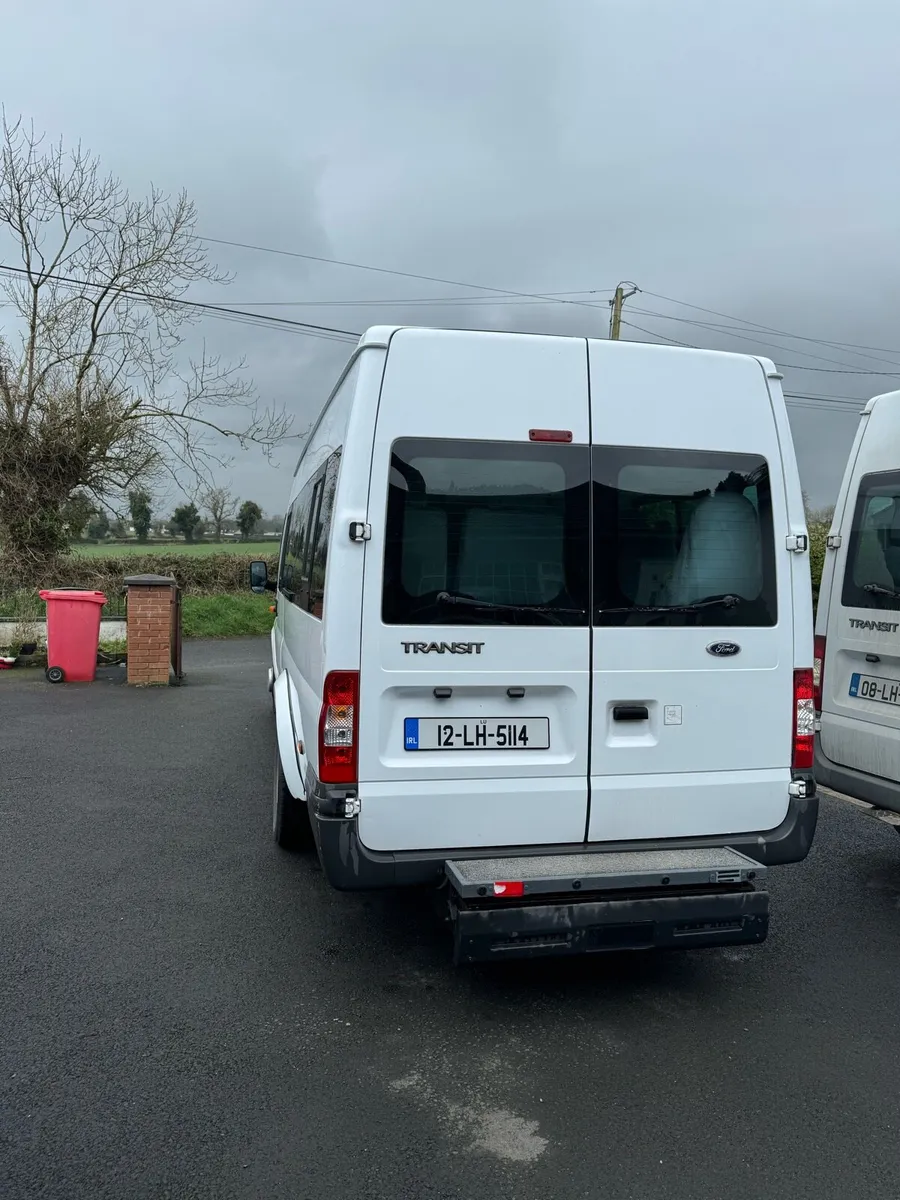 Ford Transit Minibus Wheelchair Accessible - Image 4