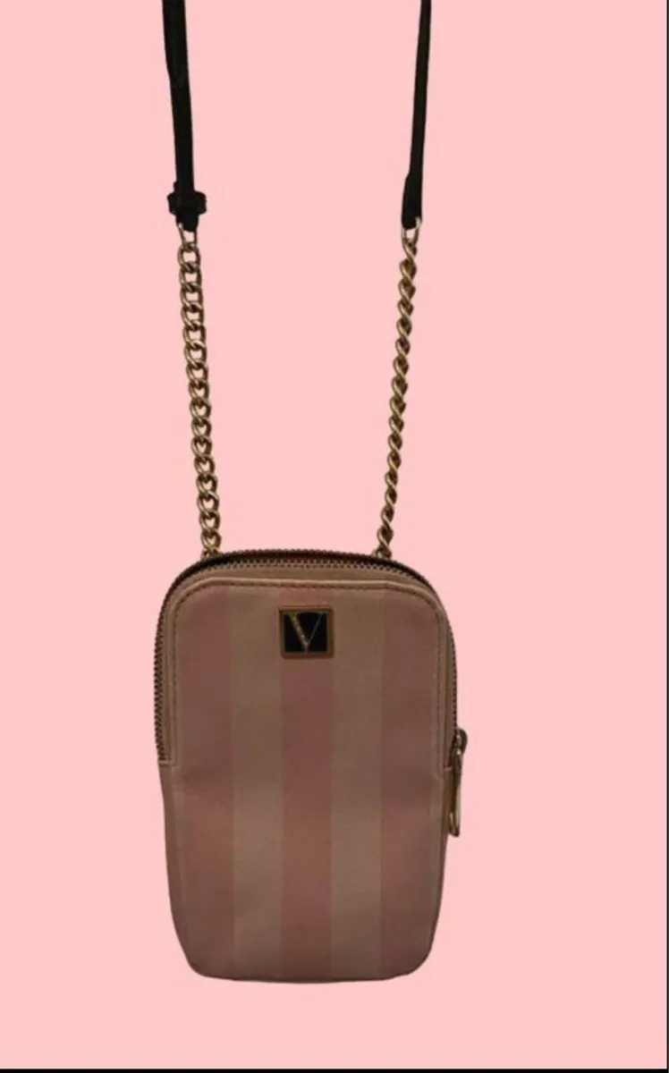 Ladies Victoria’s Secret Mini Bag.. - Image 1