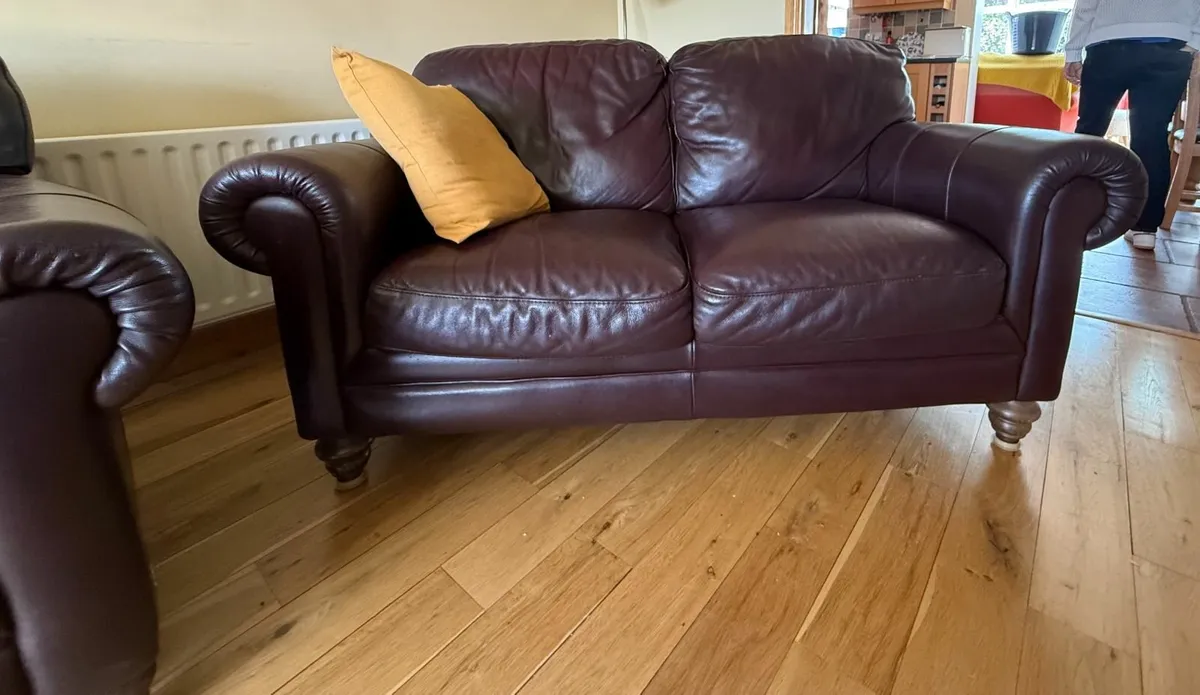 Natuzzi Sofa Set - Image 4