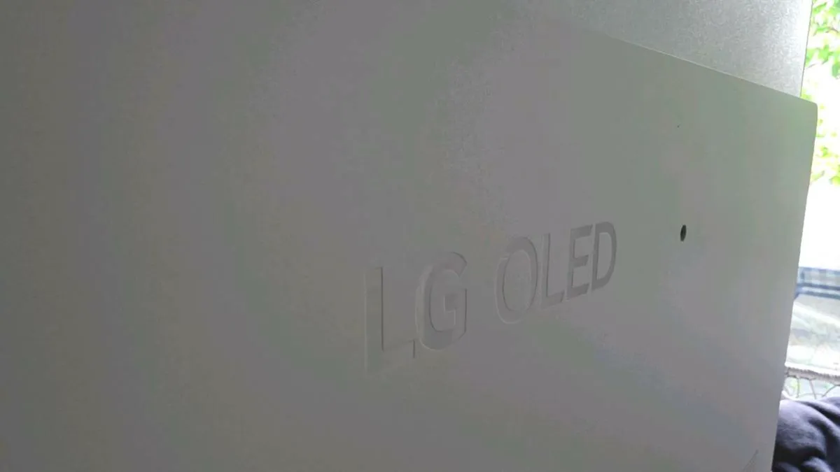 Lg 55" OLED TV. Magic remote, box. 120hz - Image 4