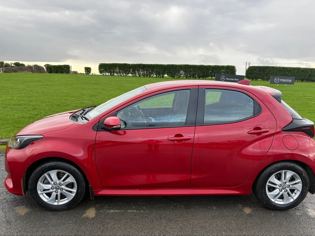 Toyota Yaris Luna 1.5L Petrol heated seats 2022(1) - Image 4