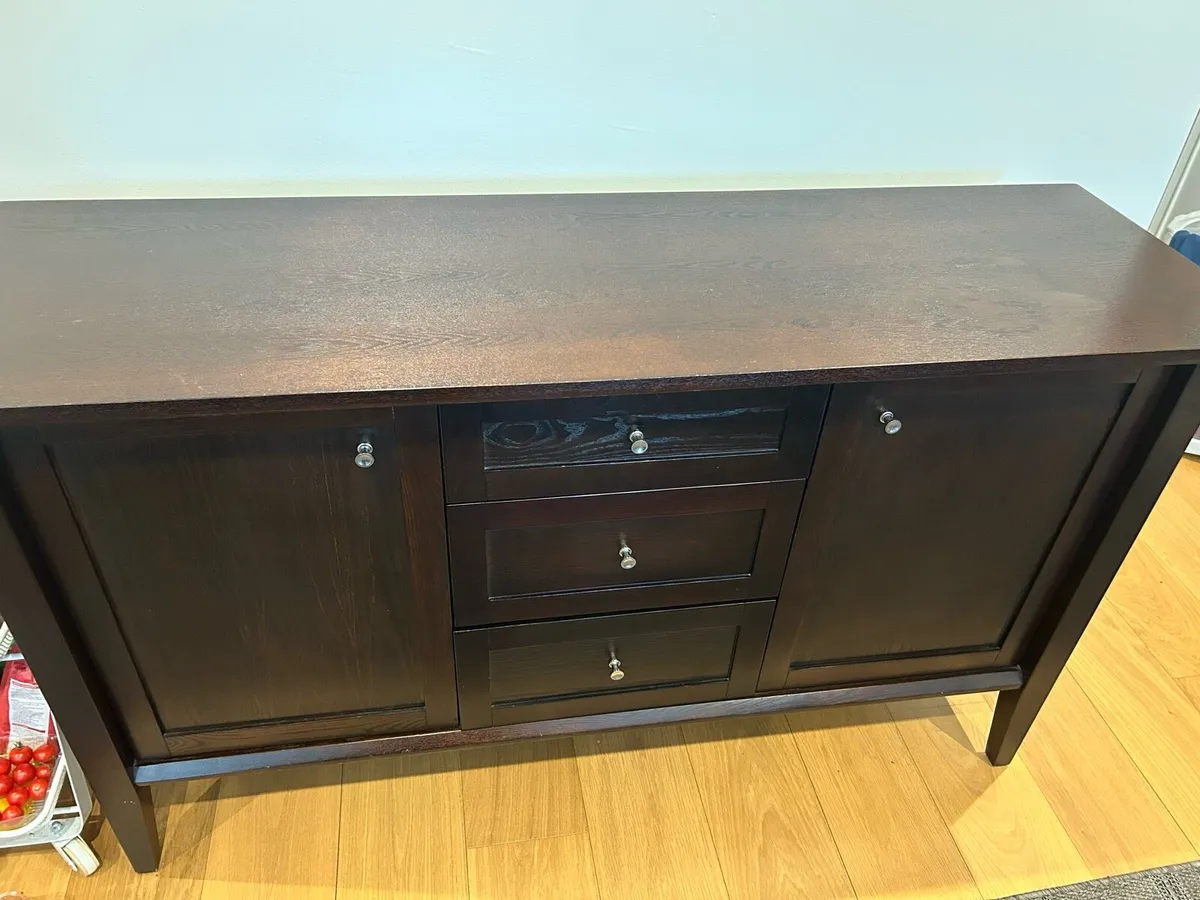 Extendable dining table and sideboard - Image 4