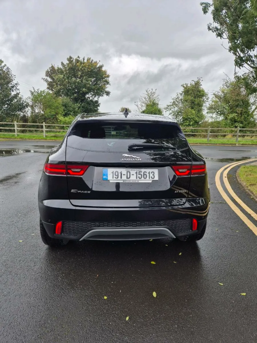 Jaguar E Pace D150 FWD Manual Low KMs - Image 4