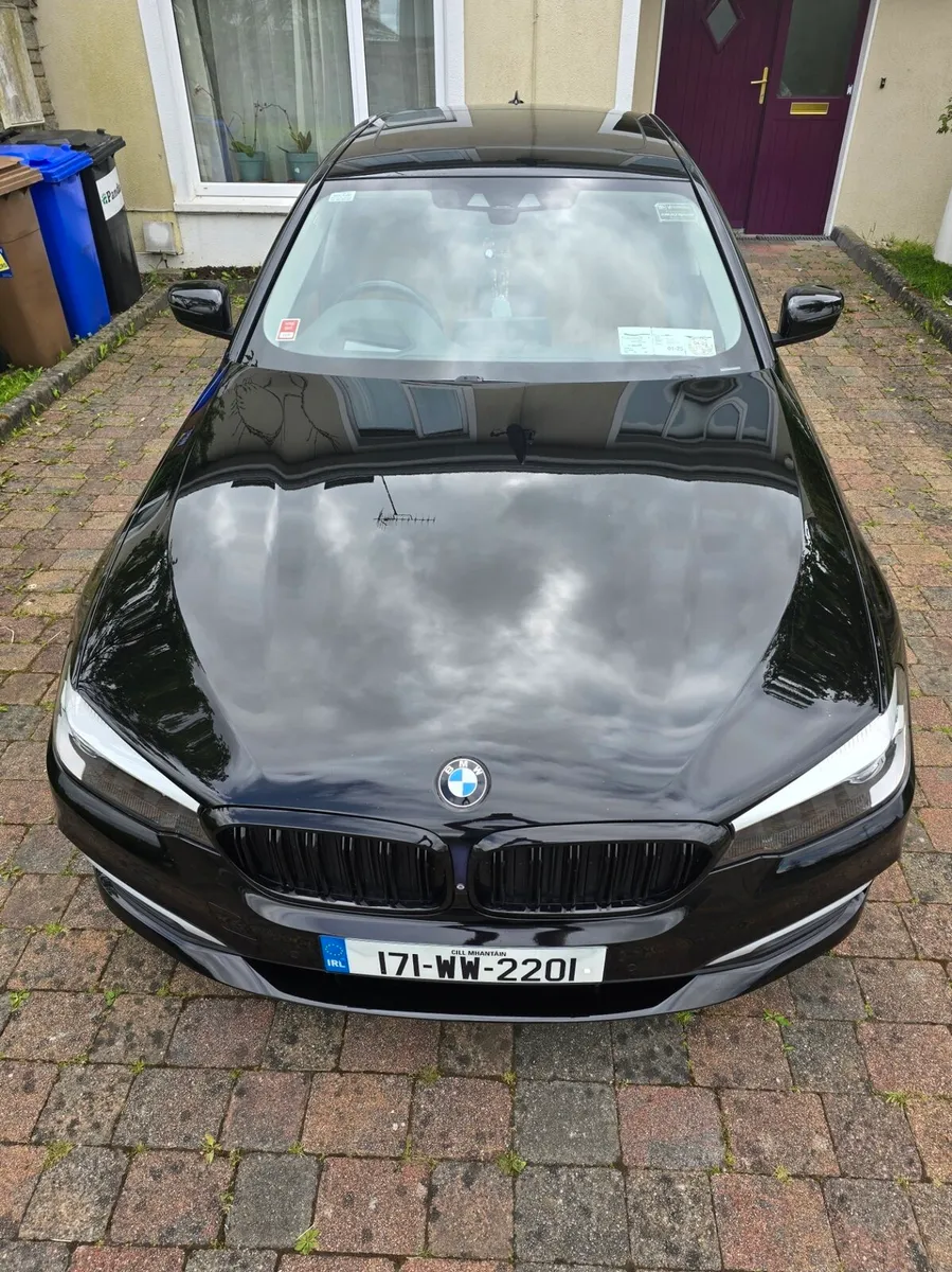 BMW 520d 2017 Fully serviced - Image 2