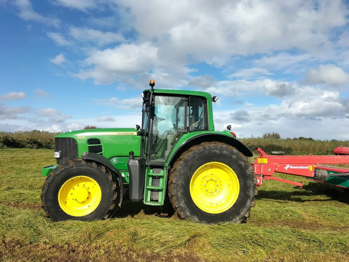 John Deere Other 2011 - Image 1