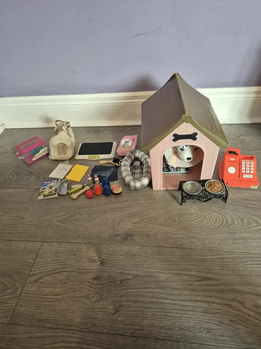 Our Generation Dolls House & Accessories - Image 3