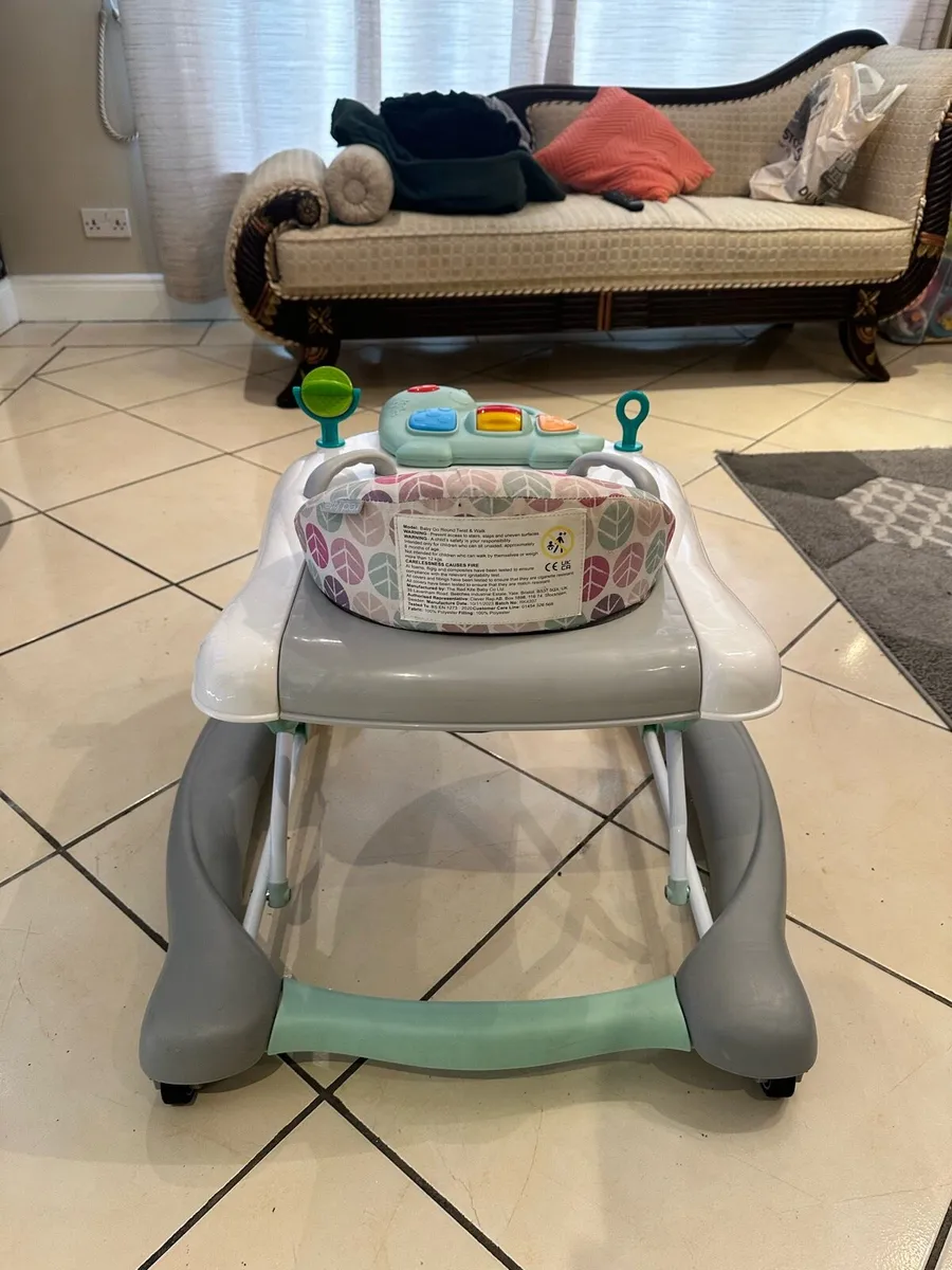 Baby Go Round Twist & Walker - Image 4