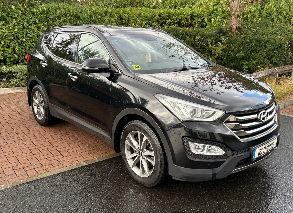 Hyundai Santa Fe Premium Auto 4WD - Image 4