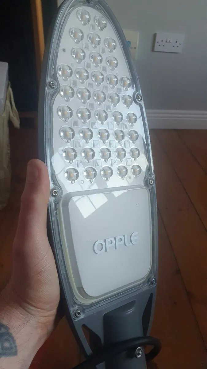 Opple LED outdoor lights x6 *BRAND NEW - Image 1