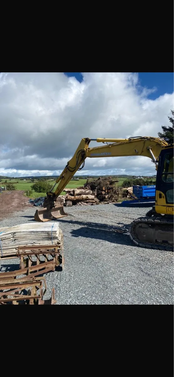 Komatsu digger - Image 3