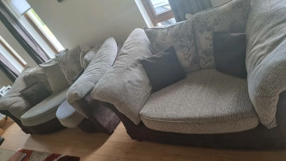 3 Piece Sofa 3+3+2 - Image 4