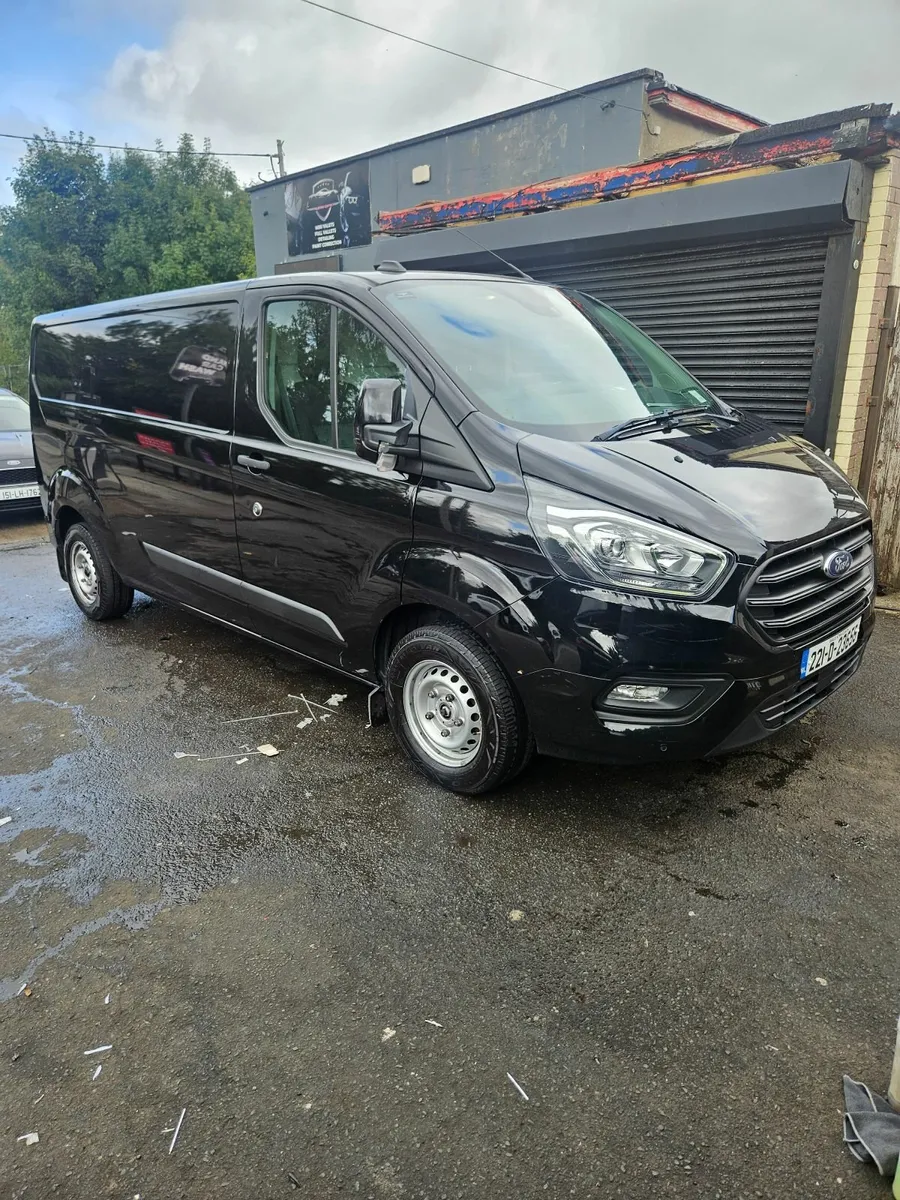 Ford Transit Custom 2022 - Image 1
