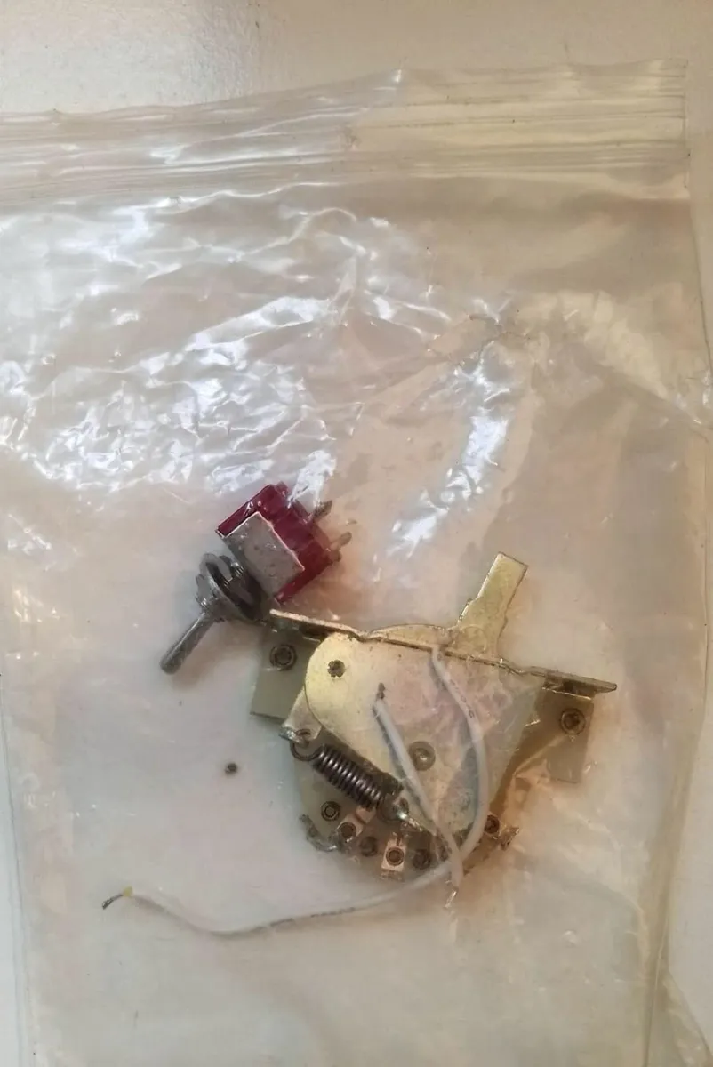 Fender Telecaster pick guard / and 5 way Switch - Image 3