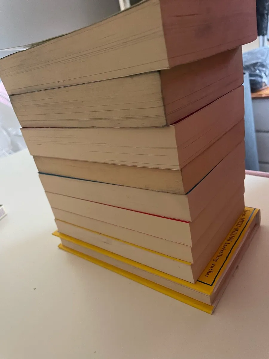 Bundle of books - Image 4