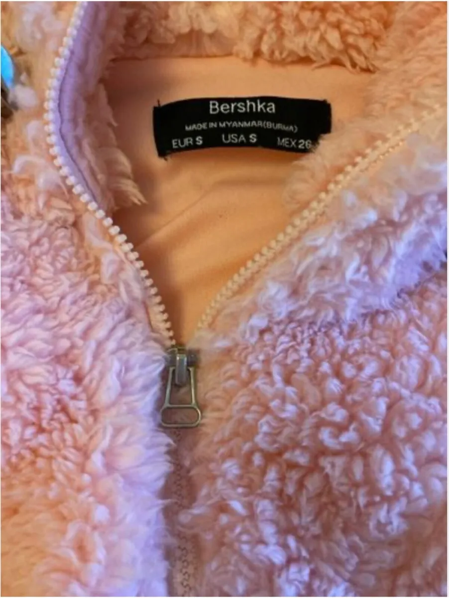 Bershka - Fleece - Size S - Image 1
