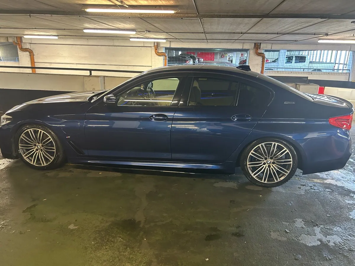 182 BMW 530e M-Sport - Image 2