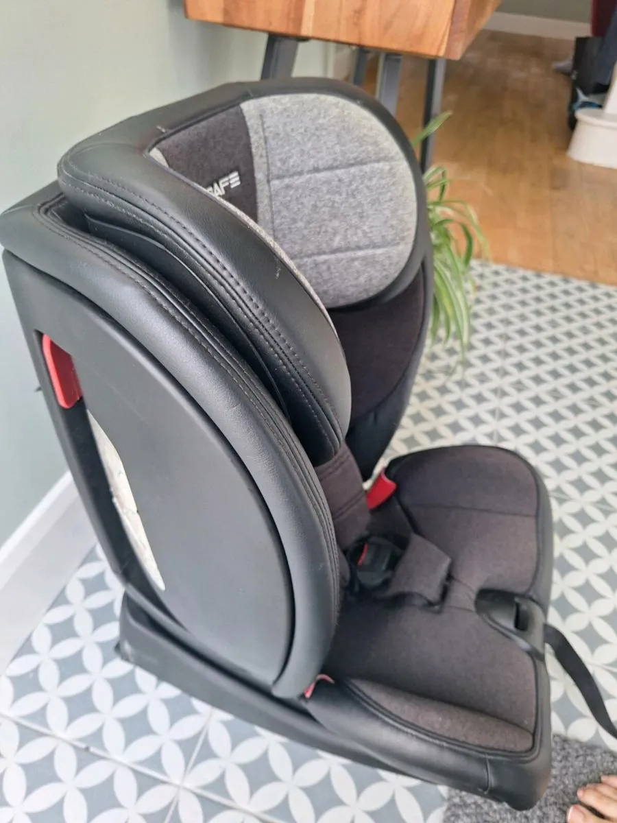 Infasafe car seat - Image 4