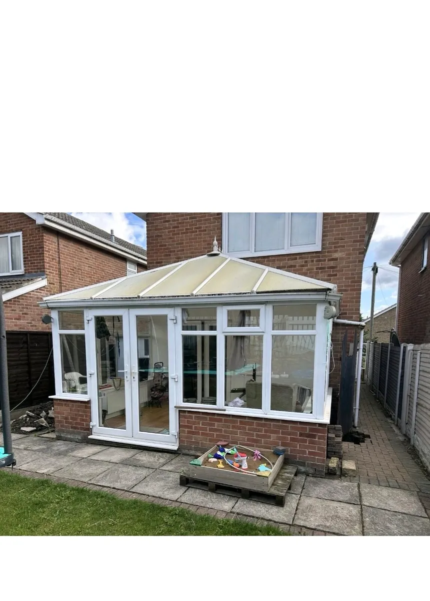 Conservatory/dismantled - Image 1