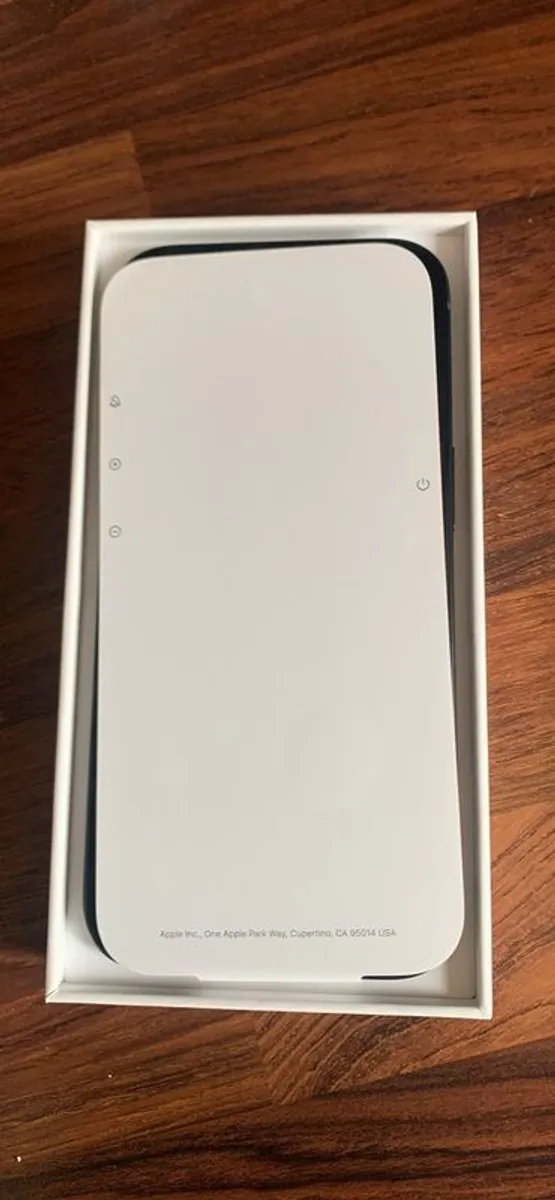 Iphone 15 - Image 2