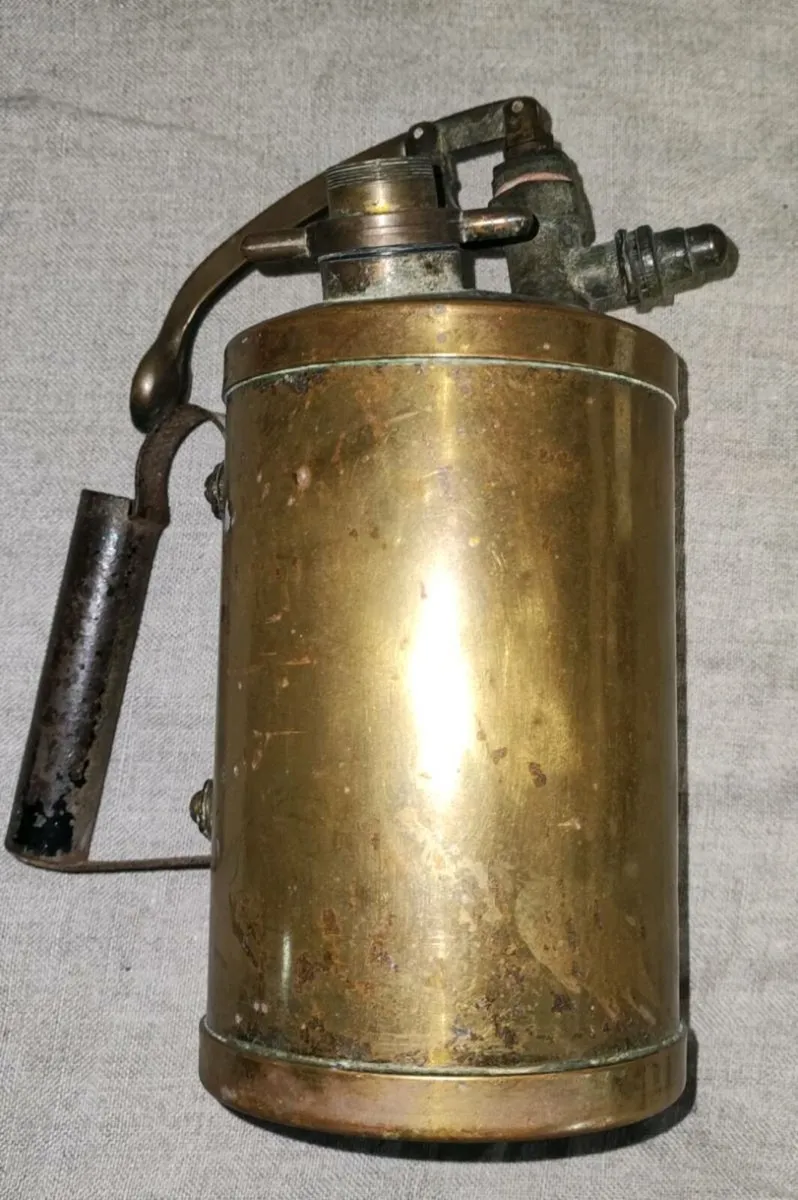 Antique brass garden sprayer - Image 2
