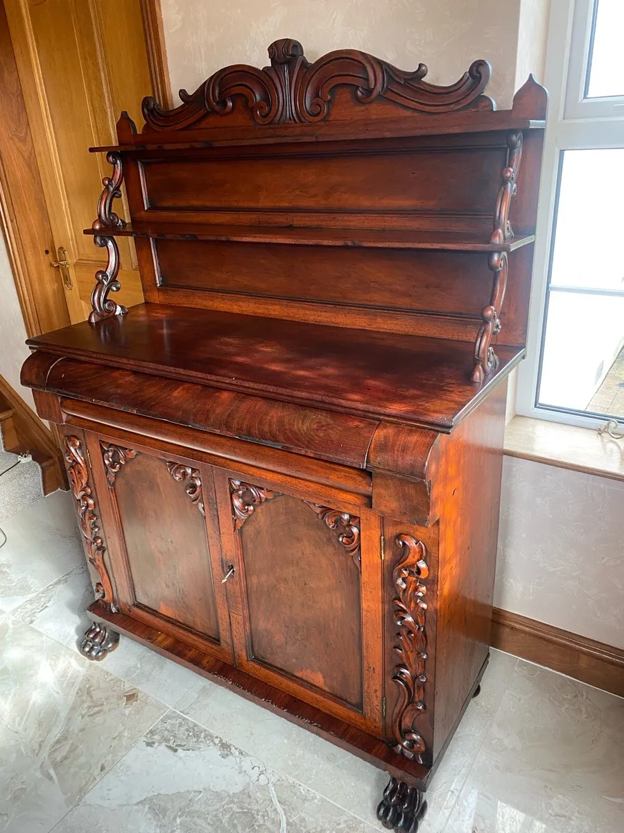 Irish Mahogany Sideboard - Image 1