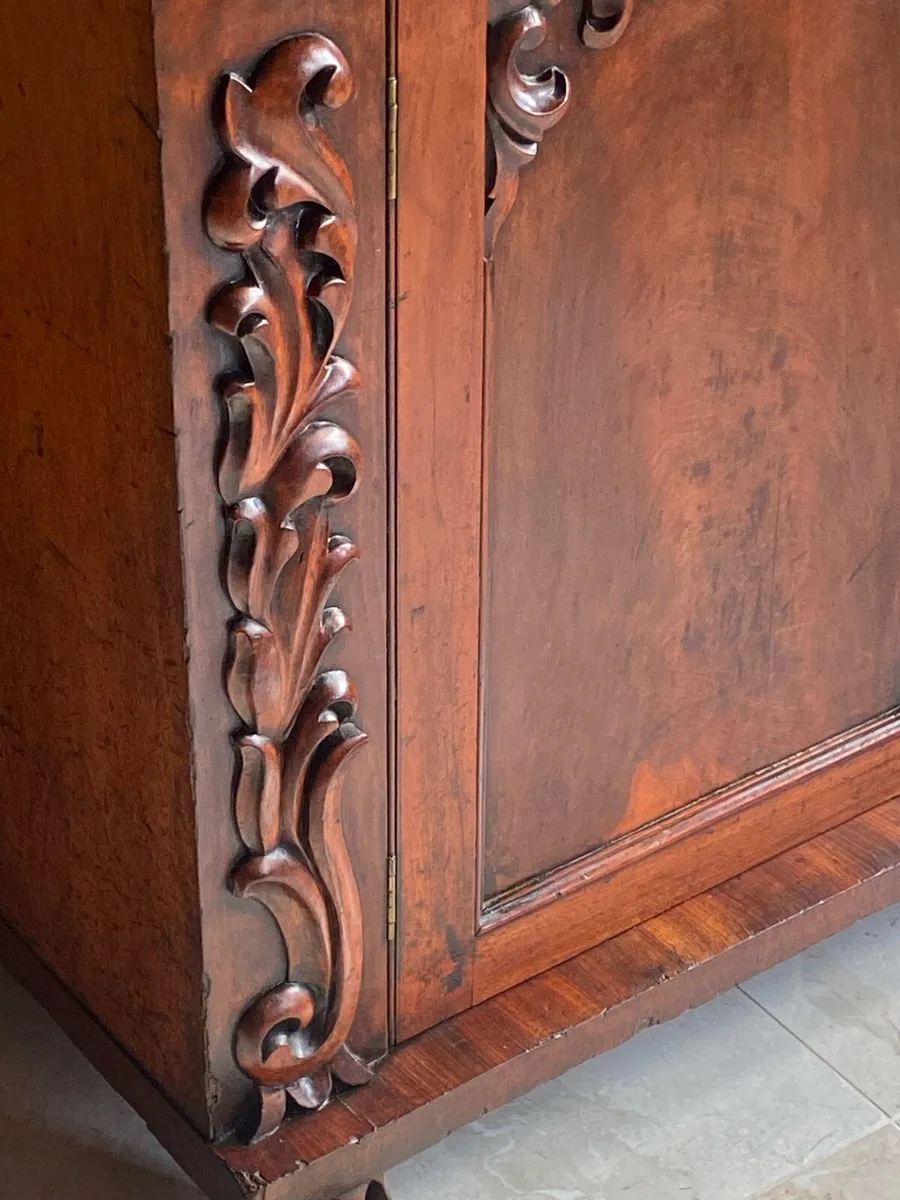 Irish Mahogany Sideboard - Image 4