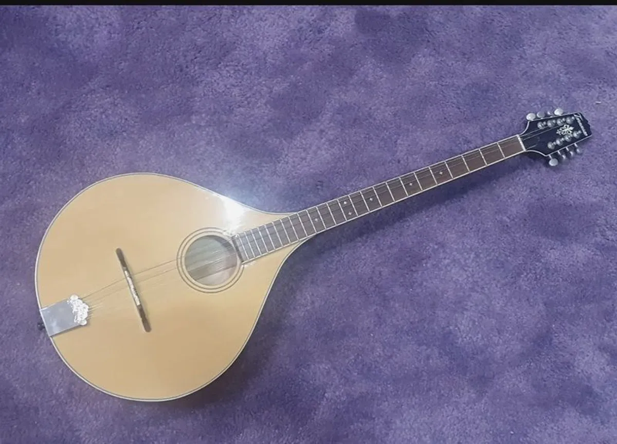 Irish bouzouki - Image 1