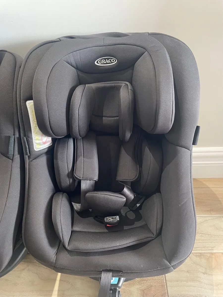 Graco Turn2me ISOFix 360 Car seat - Image 4