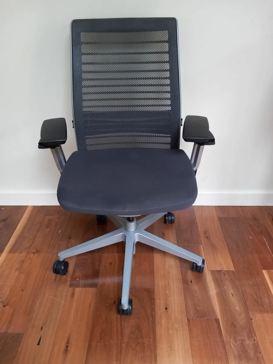Office Chair - Image 3