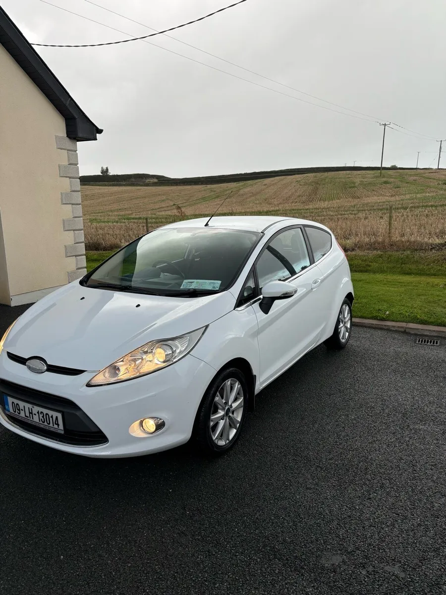 2009 Ford Fiesta 1.2 ZETC - Image 3