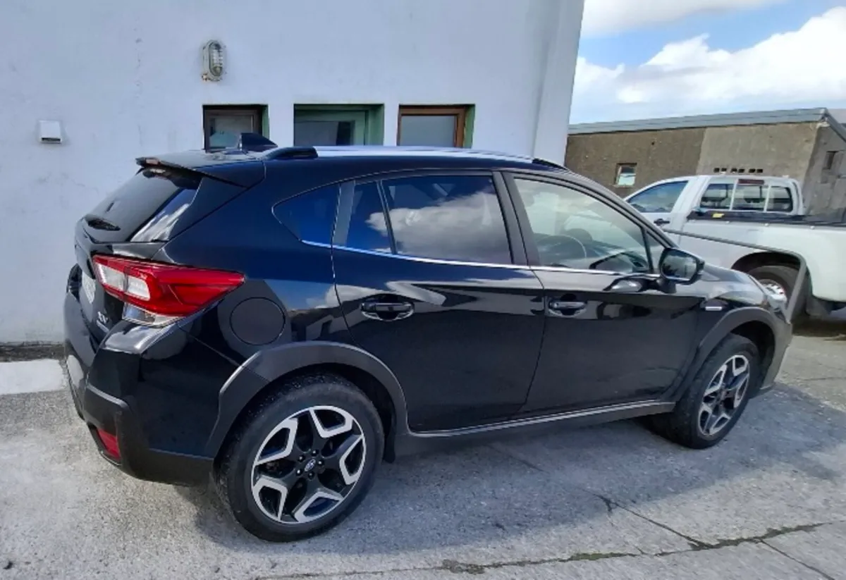 2021 Subaru XV E-BOXER MHEV 2.0L SE - Image 2
