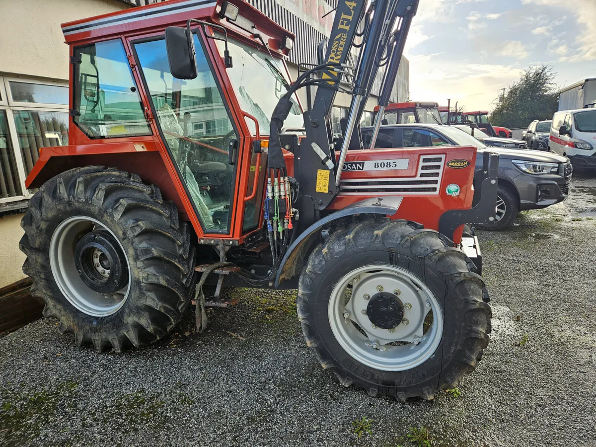 Tractors - Image 3