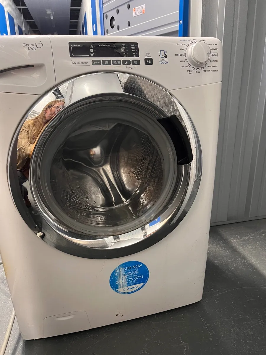 Washing machine - Image 1